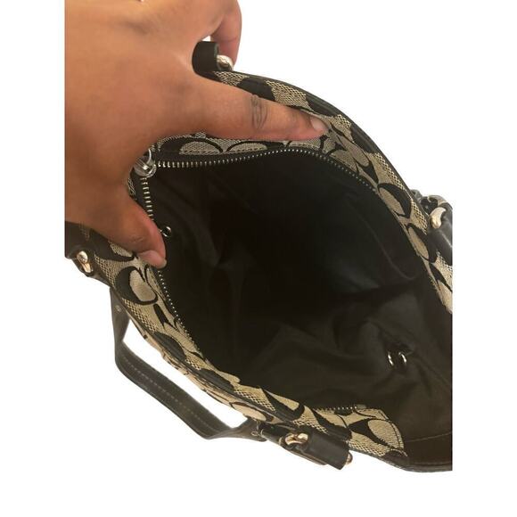Coach Hampton Signature Black and White Handbag - Picture 4 of 10